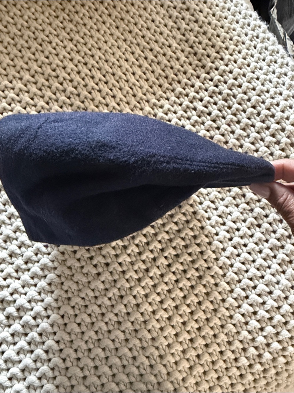 Vintage Cashmere Burberrys Newsboy Cap in Dark Blue